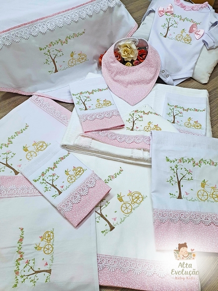 Kit Enxoval Menina – Bordado Bicicleta e Jardim Encantado