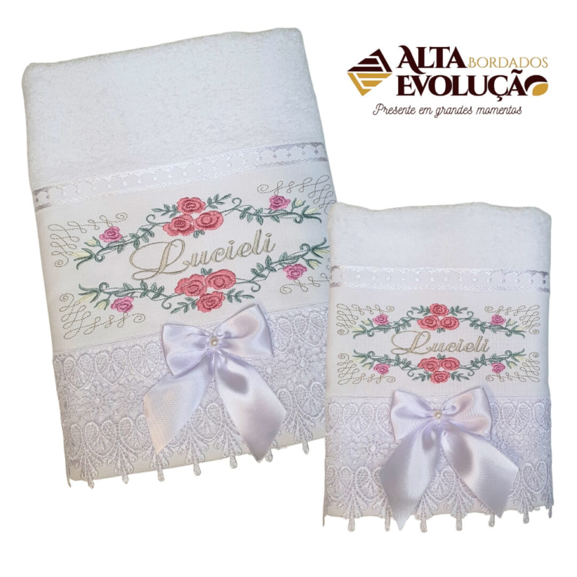 Jogo de Toalhas Bordadas 1 Banho e 1 Rosto Floral