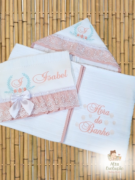 Kit Enxoval Menina – Bordado Brasão Real com Flores