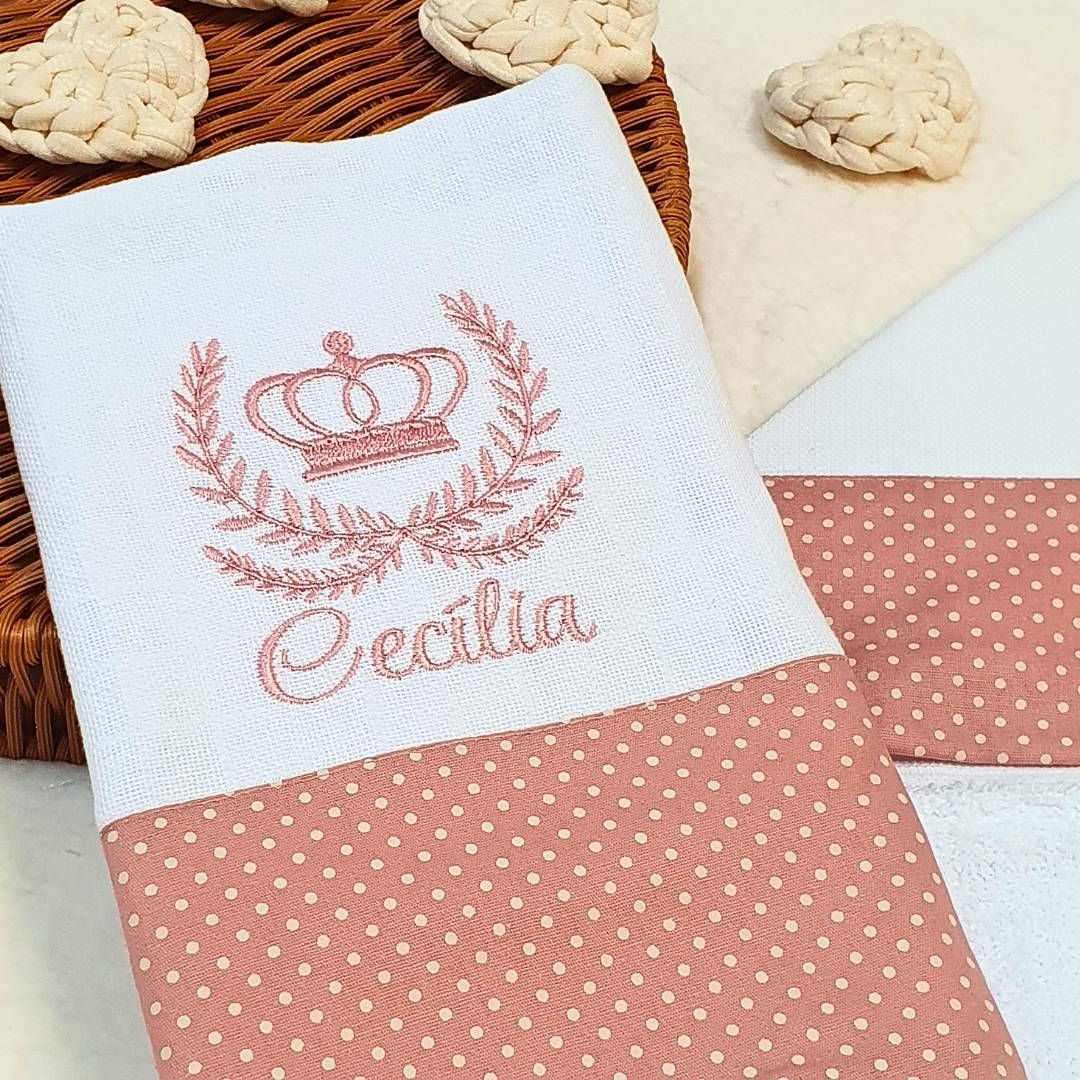 Kit Toalha Capuz + Fralda Boca Rosê - Imagem 2