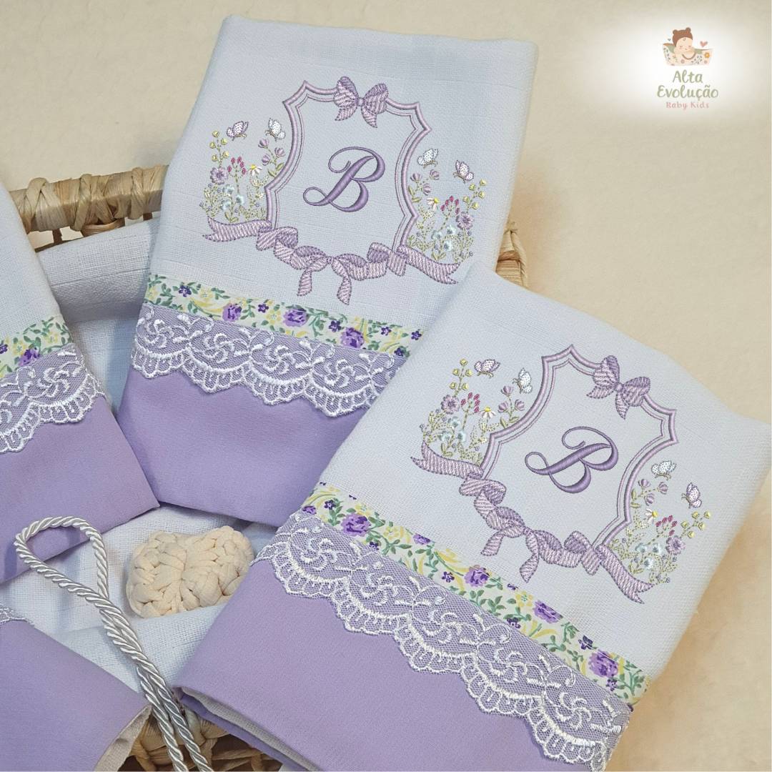 Kit Fraldas de Boca e Ombro Personalizadas Premium Floral Lilás - Imagem 3