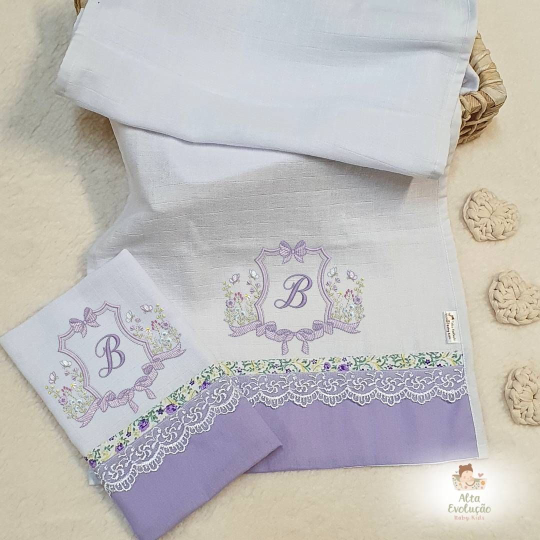 Kit Fraldas de Boca e Ombro Personalizadas Premium Floral Lilás - Imagem 5